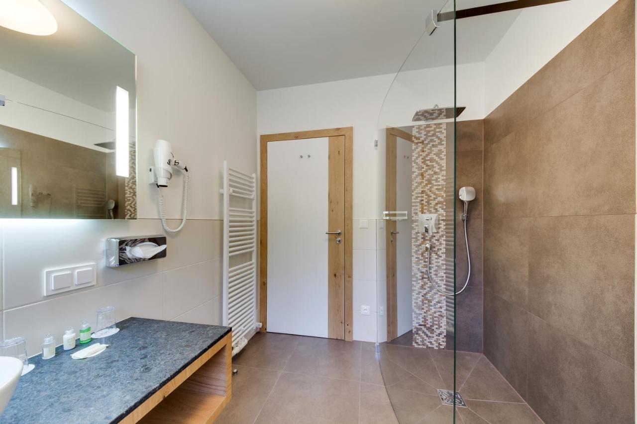 R&R Residenzen Aparthotel ミッターバッハ エクステリア 写真